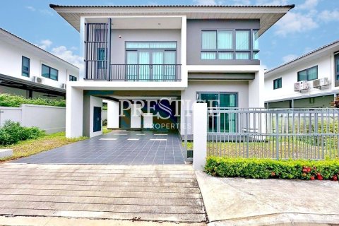 Haus in Pattaya, Thailand 4 Schlafzimmer № 198090