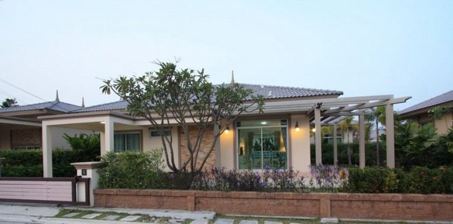 Casa de 2 dormitorios en Cha-am, Tailandia № 170837
