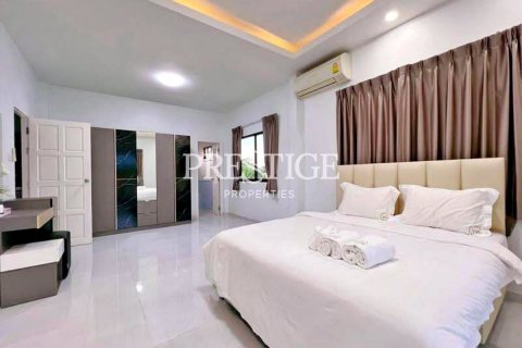 Maison à Pattaya, Thaïlande 4 chambres № 197988 - photo 6