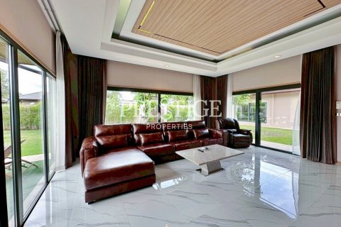 Haus in Pattaya, Thailand 3 Schlafzimmer № 197989 - Foto 4