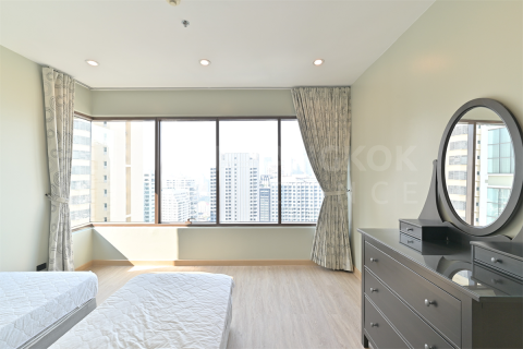 Condominio de 2 dormitorios en Bangkok, Tailandia № 187645 - foto 2