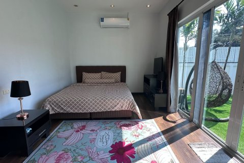 Chalet de 3 dormitorios en Phuket, Tailandia № 156163 - foto 21