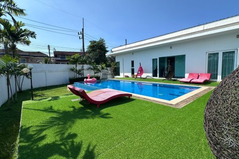 Chalet de 3 dormitorios en Phuket, Tailandia № 156163 - foto 4
