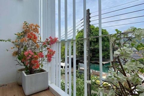 Chalet de 3 dormitorios en Phuket, Tailandia № 168891 - foto 15