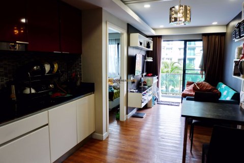 Estudio en el condominio en Jomtien Beach, Pattaya, Tailandia № 204984 - foto 2