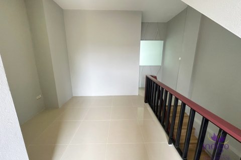 Commercial property in San Kamphaeng, Thailand № 200277 - photo 11
