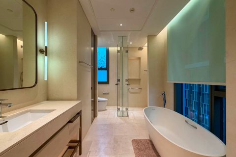 Condo in Bangkok, Thailand, 2 bedrooms № 200275 - photo 6