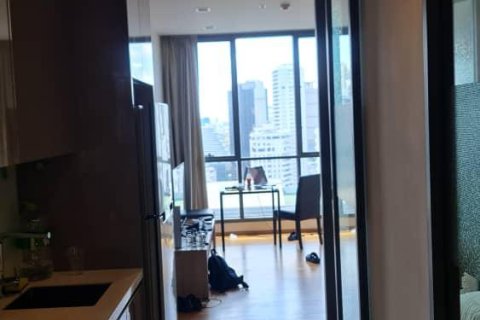 Estudio en el condominio en Bangkok, Tailandia № 157755 - foto 3