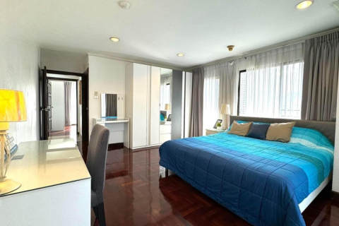 Condominio de 3 dormitorios en Bangkok, Tailandia № 157756 - foto 8