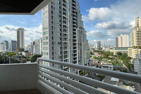 Condominio de 3 dormitorios en Bangkok, Tailandia № 157756 - foto 18