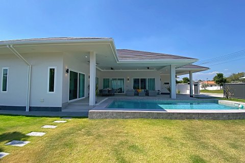Casa de 2 dormitorios en Hua Hin, Tailandia № 168095 - foto 10