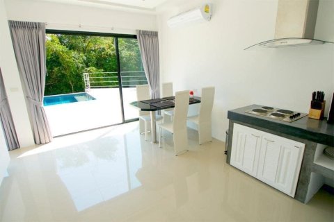 Chalet de 2 dormitorios en Ko Samui, Tailandia № 172452 - foto 6