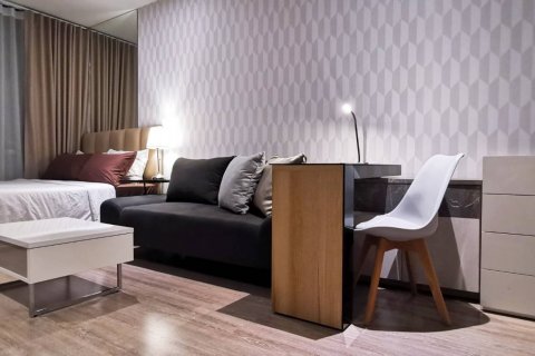 Studio dans le Condo à Bangkok, Thaïlande  № 143667