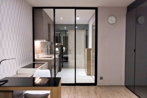 Estudio en el condominio en Bangkok, Tailandia № 143667 - foto 5