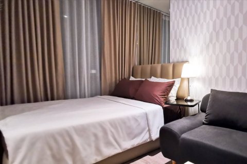 Estudio en el condominio en Bangkok, Tailandia № 143667 - foto 8