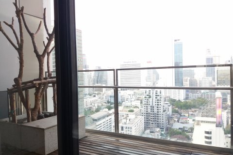 Condominio de 2 dormitorios en Yan Nawa, Bangkok, Tailandia № 143664 - foto 11