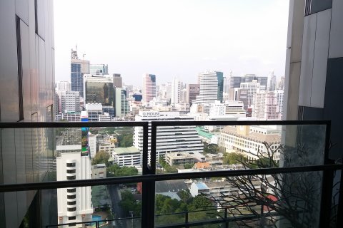Condominio de 2 dormitorios en Yan Nawa, Bangkok, Tailandia № 143664 - foto 14