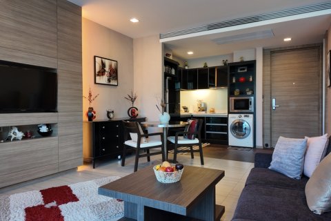 Appartement à Pattaya, Thaïlande 2 chambres № 159759 - photo 4