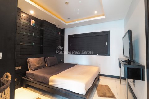 Condominio de 1 dormitorio en Bang Lamung, Tailandia № 115269 - foto 4