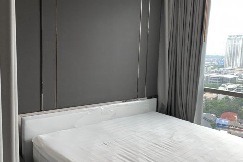 Condominio de 1 dormitorio en Phra Khanong, Bangkok, Tailandia № 143769 - foto 6