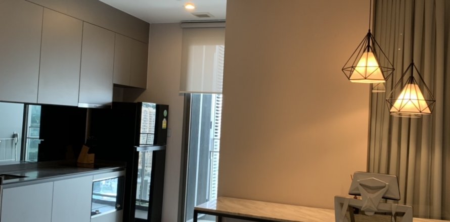Condominio de 1 dormitorio en Phra Khanong, Bangkok, Tailandia № 143769