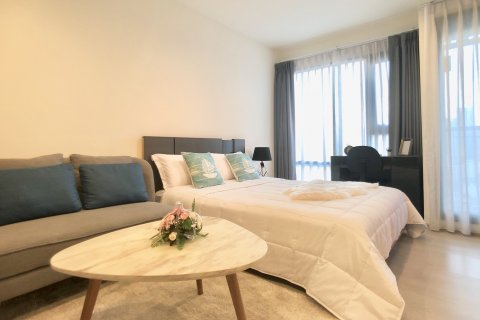 Estudio en el condominio en Bangkok, Tailandia № 143772 - foto 4