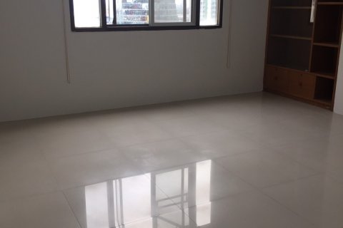 Condominio de 2 dormitorios en Bangkok, Tailandia № 143795 - foto 5