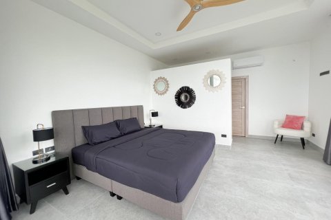 Casa de 4 dormitorios en Ko Samui, Tailandia № 164942 - foto 11