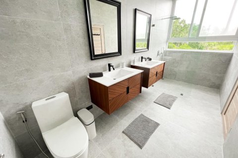 Casa de 4 dormitorios en Ko Samui, Tailandia № 164942 - foto 16