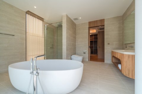 Chalet de 5 dormitorios en Bang Tao, Tailandia № 166504 - foto 30