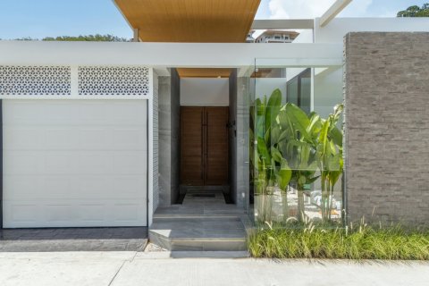 Chalet de 3 dormitorios en Pattaya, Tailandia № 233408 - foto 3