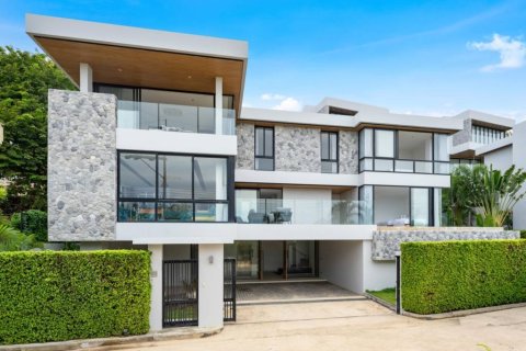 Villa in Surat Thani, Thailand 4 Schlafzimmer № 150434