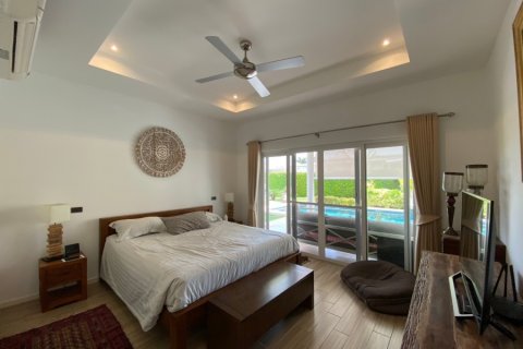 Villa in Hua Hin, Thailand 4 Schlafzimmer № 168371 - Foto 14