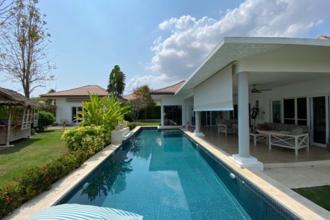 Villa in Hua Hin, Thailand 4 Schlafzimmer № 168371 - Foto 2