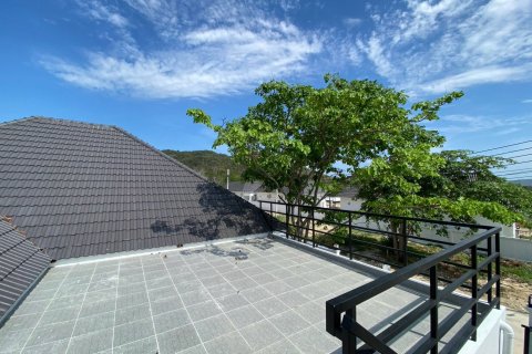 Chalet de 3 dormitorios en Hua Hin, Tailandia № 168369 - foto 25