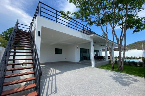 Chalet de 3 dormitorios en Hua Hin, Tailandia № 168369 - foto 22