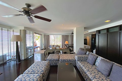 Condominio de 3 dormitorios en Hua Hin, Tailandia № 168370 - foto 14