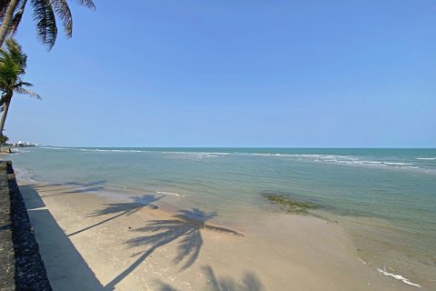 Condominio de 3 dormitorios en Hua Hin, Tailandia № 168370 - foto 8