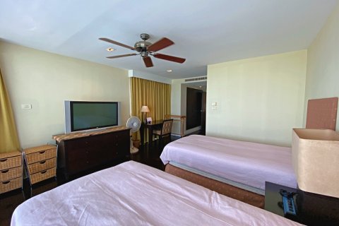 Condominio de 3 dormitorios en Hua Hin, Tailandia № 168370 - foto 19