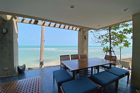 Condominio de 3 dormitorios en Hua Hin, Tailandia № 168370 - foto 12