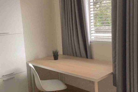 Condominio de 1 dormitorio en Bangkok, Tailandia № 208711 - foto 4