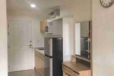 Condominio de 1 dormitorio en Bangkok, Tailandia № 208711 - foto 8
