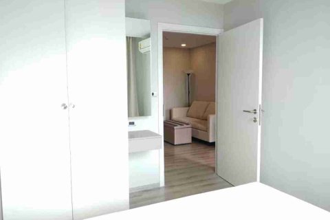 Condominio de 1 dormitorio en Bangkok, Tailandia № 208708 - foto 3