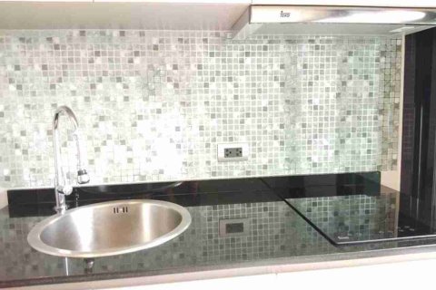 Condominio de 1 dormitorio en Bangkok, Tailandia № 208708 - foto 5