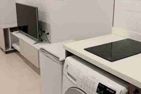 Condominio de 1 dormitorio en Bangkok, Tailandia № 208705 - foto 5