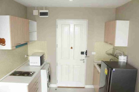 Condominio de 1 dormitorio en Bangkok, Tailandia № 208707 - foto 4