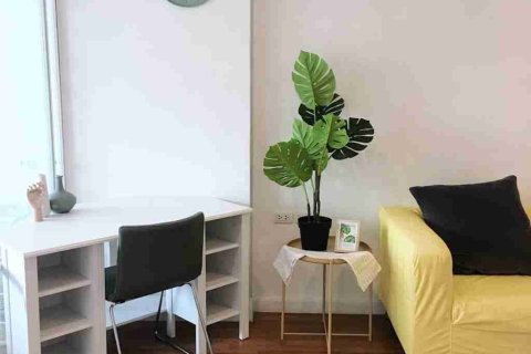 Condominio de 1 dormitorio en Bangkok, Tailandia № 208709 - foto 9