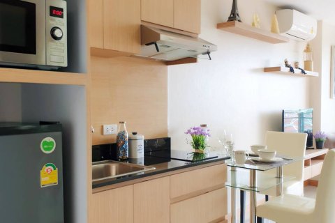 Condo in Bang Lamung, Thailand, 1 bedroom  № 165498 - photo 7