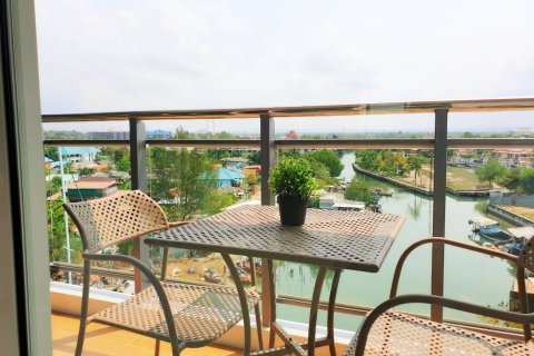 Condo in Bang Lamung, Thailand, 1 bedroom  № 165498 - photo 11