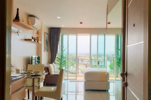 Condo in Bang Lamung, Thailand, 1 bedroom  № 165498 - photo 10
